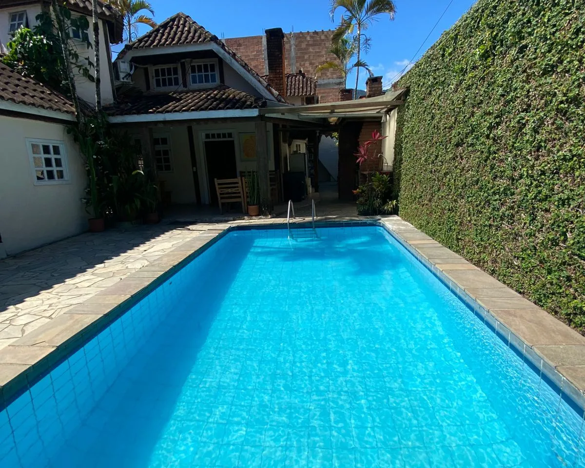 Aluguel por Temporada - Casa em São Sebastião, São Paulo, SP